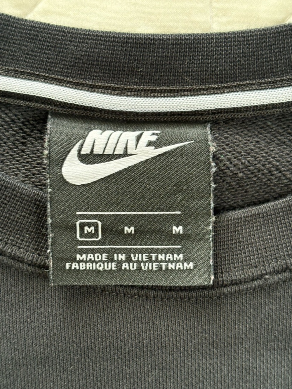Nike Just Do It Motivational "Fear Of" Graphic Sweatshirt Black Women’s Medium - Picture 2 of 7